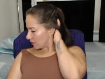 Chaturbate Best live sex cam show of geral_bhri