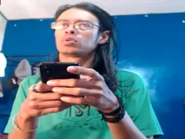 Chaturbate Live Sex Cam of suggabrown_
