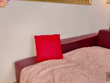 Chaturbate Live Sex Cam of diannedinn1