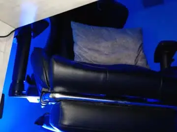 Chaturbate Free Porn Cam of woondeer17