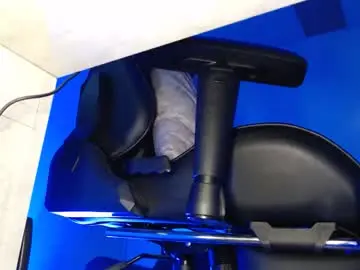 Chaturbate Free Porn Cam of woondeer17