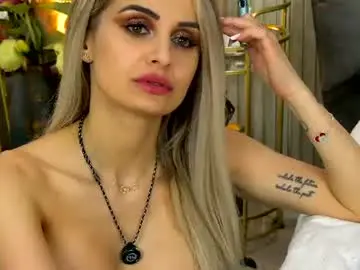 Chaturbate Nude Webcam of miacharm1