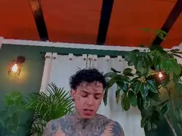 Chaturbate Nude Webcam of aron_ford