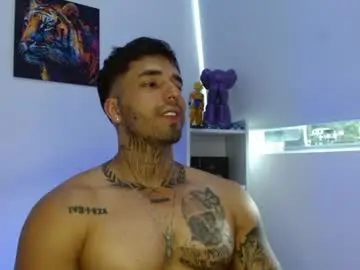 Chaturbate Adult Webcam of darius_phoenix