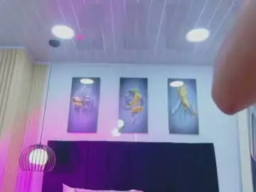 Chaturbate Live Sex of littlee_emilyy_