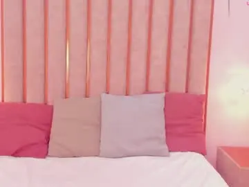 Chaturbate Adult Video Chat of zoe_monrow