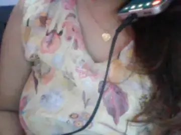 Dscgirls Live Sex Cam of Julie