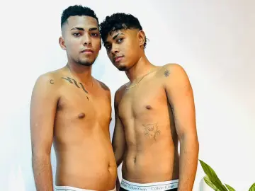 Imlive Free Live Porn of patrickvsnoah69