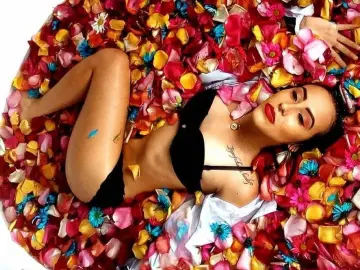 Imlive Live Sex Cam of Kaia_Gerber
