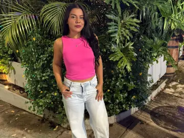 Imlive Free Porn Cam of Mia_Bellefort