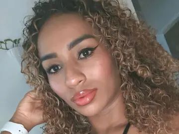 Imlive Nude Webcam of ShairaBrown