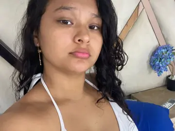 Imlive Free Live Porn of HotJade