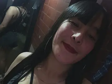Imlive Private Sex Chat of AlairaAura
