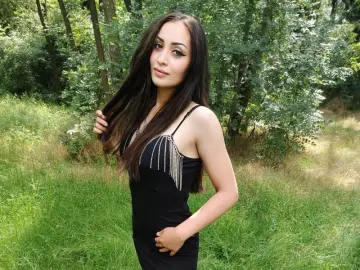 Livejasmin Nude Webcam of GiuliaLarry