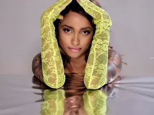 Myfreecams Live Sex of YazminRoyal