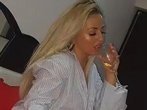 Myfreecams Sex Chat of Alesyadoll