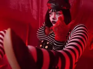 Myfreecams Sex Cam of Scarlet_01