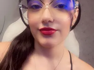 Myfreecams Watch Live Sex Cams of MoonWoman
