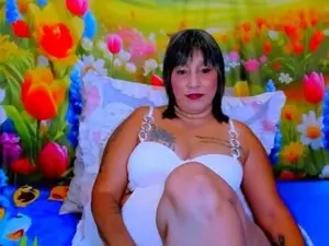 Myfreecams Free Porn Cam of Roxyfoxy69