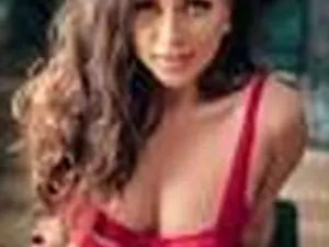 Myfreecams Adult Webcams of Cris_Doll