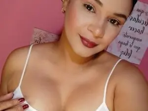 Myfreecams Live Sex Cam of Macarena