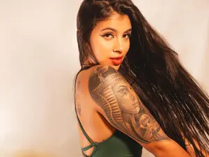 Myfreecams Adult Webcam of Emily_jones3