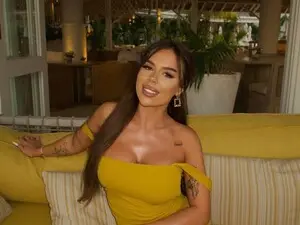 Myfreecams Free Live Porn of MissKiarra