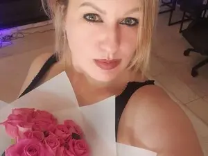 Myfreecams Watch Live Sex Cams of MariemLui