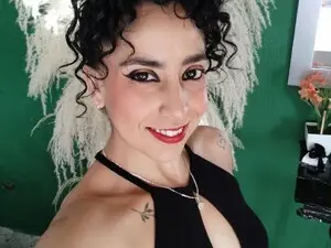Myfreecams Adult Webcams of Caro_Velez