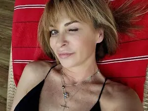 Myfreecams Sex Cam of Evolett