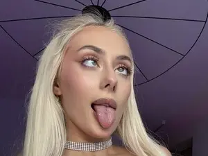 Myfreecams Adult Webcam of Loren_Wood