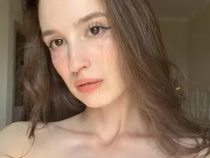 Myfreecams Nude Webcam of NeonShine