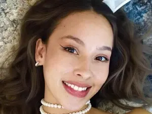 Myfreecams Adult Video Chat of AlejaBlonde