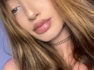 Myfreecams Live Sex of Mia_katerina