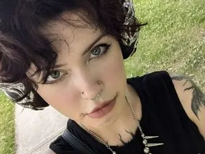 Myfreecams Live Sex Cam of CuddleFoxy