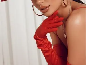 Myfreecams Live Sex Cam of EllaaLux