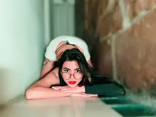 Streamate Sex Cam of IsisRoosexx