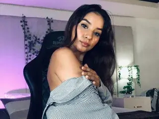 Streamate Adult Webcam of mia_rousse025