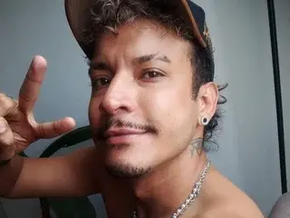 Streamate Free Porn Cam of MorisogBIG20