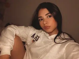 Streamate Live Sex Cam of BrissleyLancaster