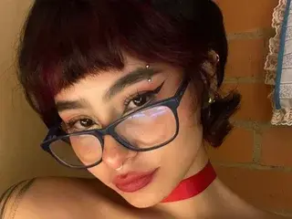 Streamate Nude Webcam of MeeyLee