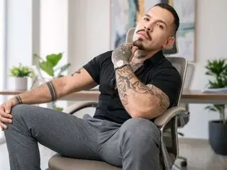 Streamate Adult Video Chat of Adil_nova_lock
