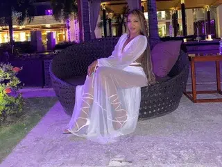 Streamate Nude Webcam of Giulia_Cash