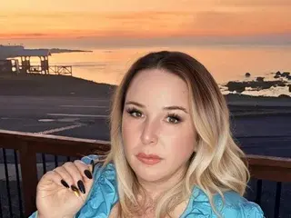 Streamate Adult Webcams of TITANIC_TITS