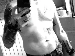 Streamate Adult Webcam of Mr_B_Naughty