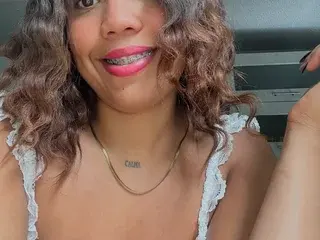 Streamate Watch Live Sex Cams of BustyGlow121