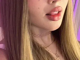 Streamate Adult Webcam of Aleshiadoll
