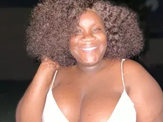 Streamate Adult Webcam of RoyalCuttiexoxo