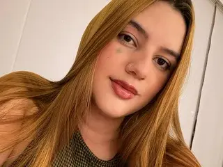 Streamate Live Sex Cam of HaileiTimms