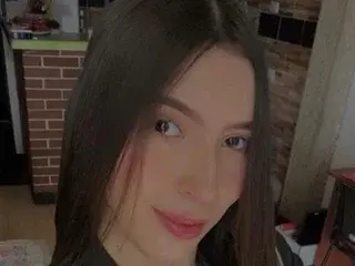 Streamate Nude Webcam of Lia_Santos